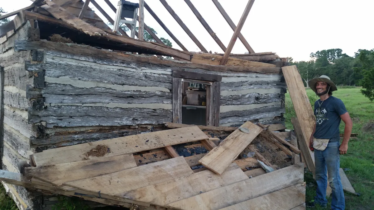 San Felipe de Austin cabin restoration