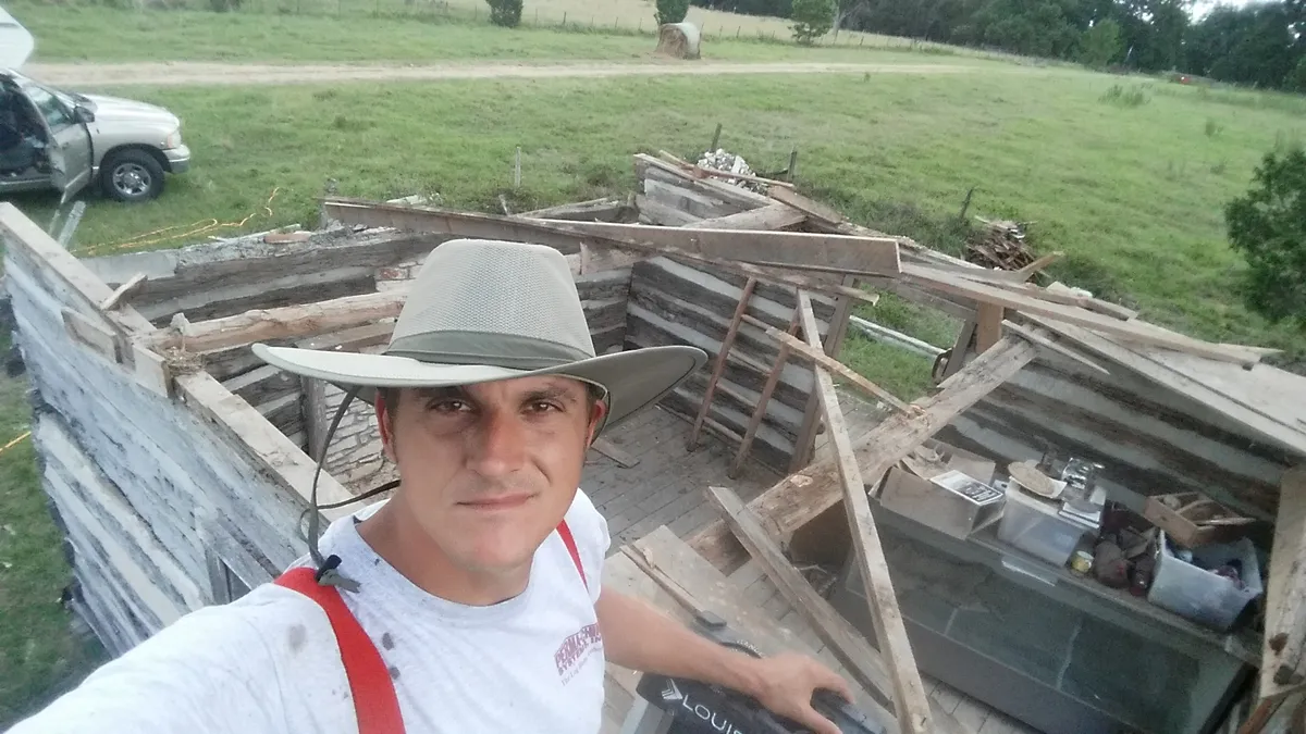 San Felipe de Austin cabin restoration
