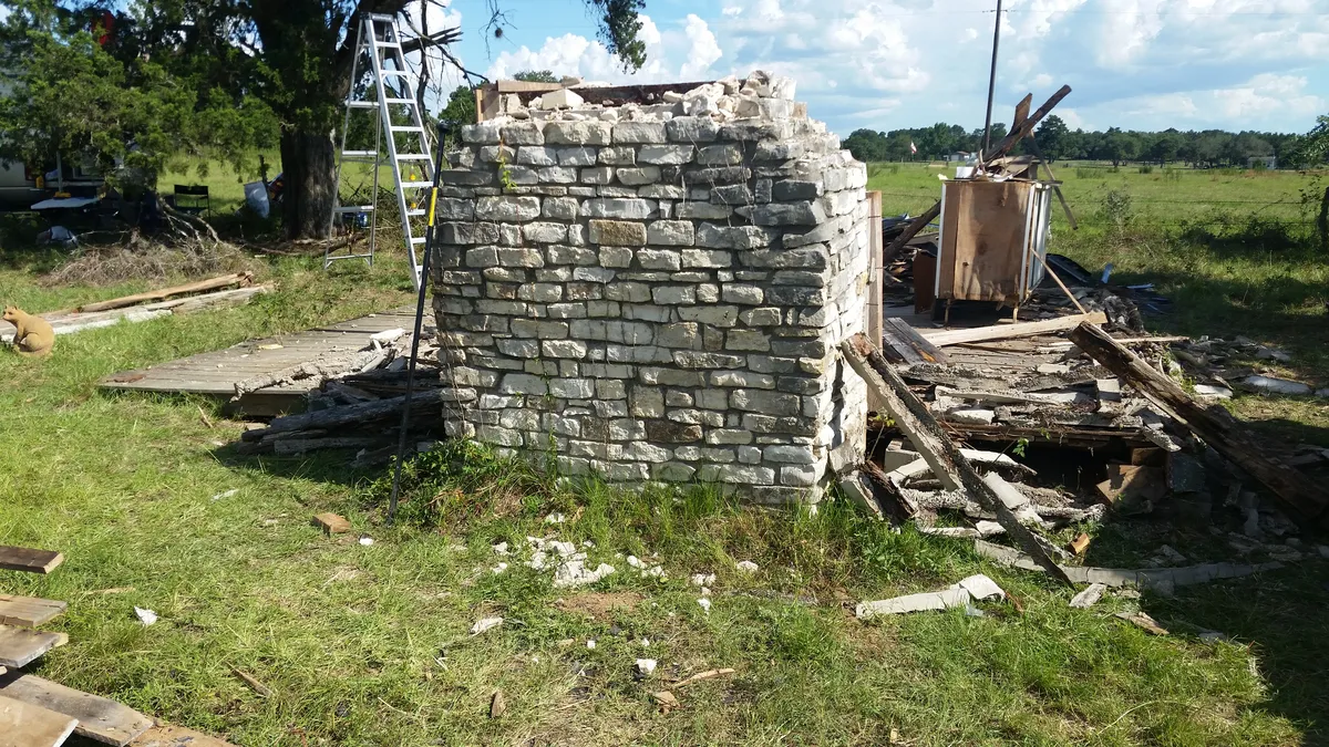 San Felipe de Austin cabin restoration